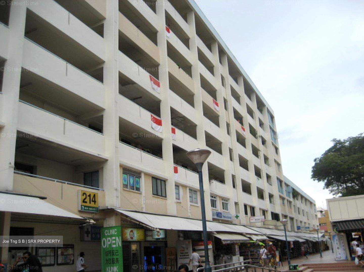 Blk 214 Bedok Town Centre (Bedok), HDB 3 Rooms #558837951